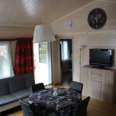 Hôtel Chalet les brulins à Resteigne Extérieur photo