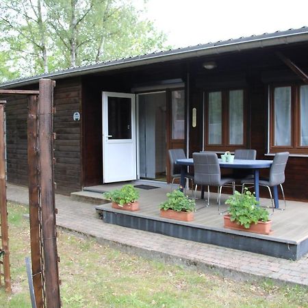 Hôtel Chalet les brulins à Resteigne Extérieur photo